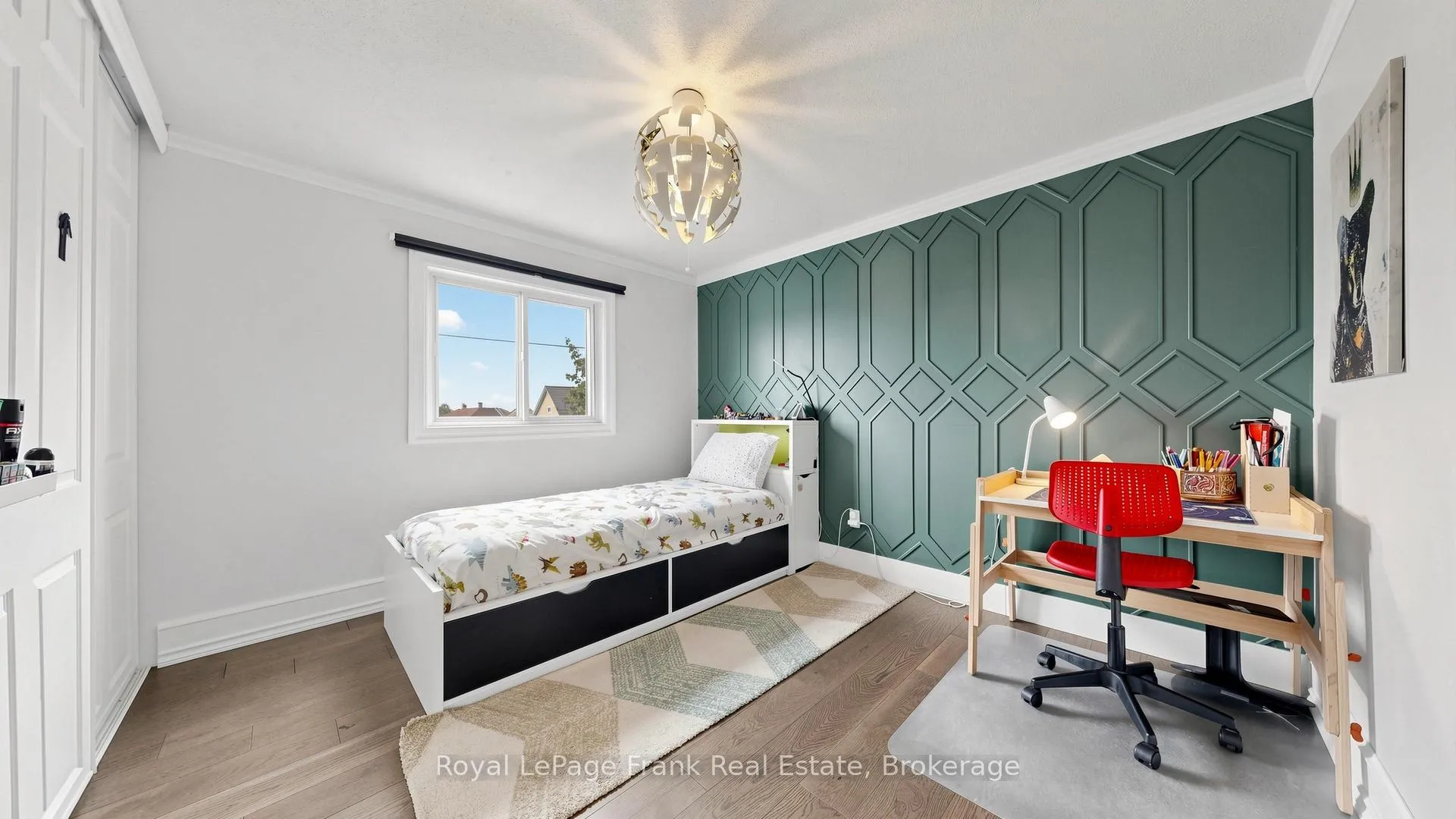 Photo 28 of 133 Glenabbey Drive S, Clarington, Courtice — HOMEH