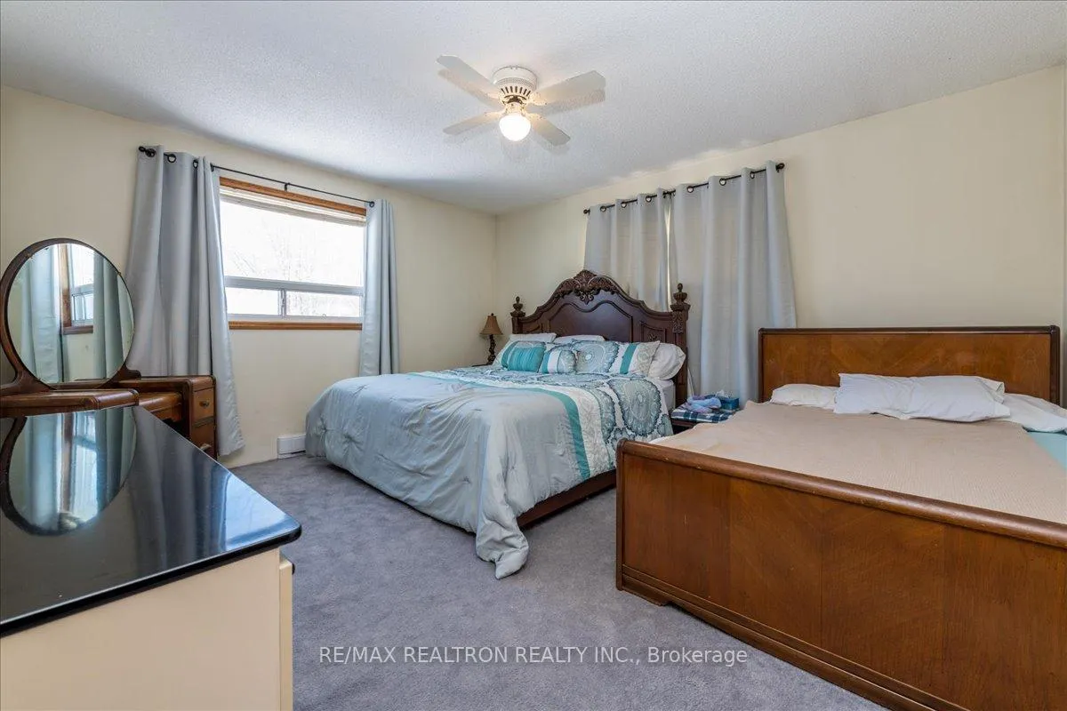 Photo 12 of 4051 Glen Cedar Drive, Ramara, Rural Ramara — HOMEH