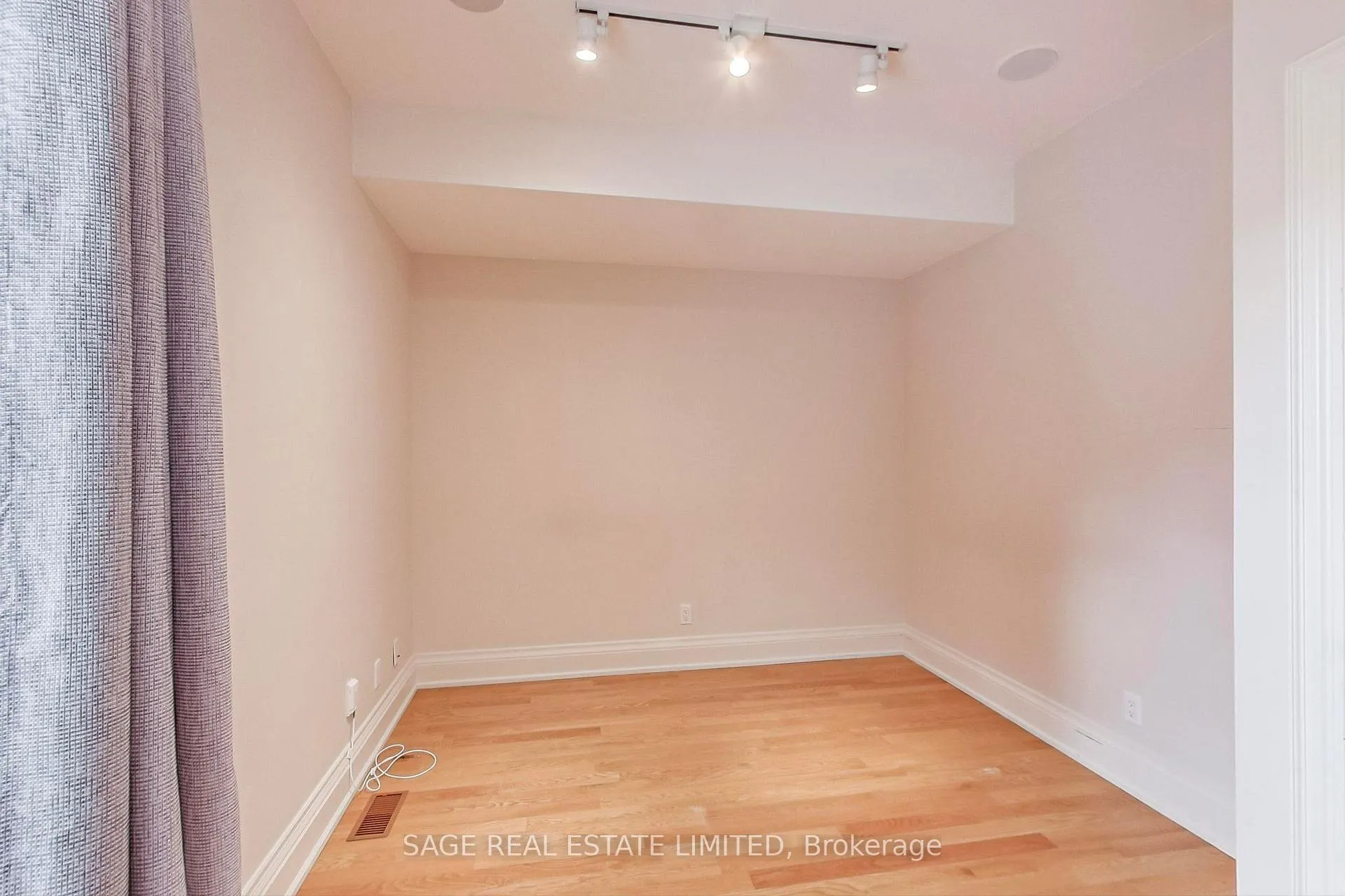 Photo 16 of 2C Beatrice Street, Toronto, Trinity-Bellwoods — HOMEH