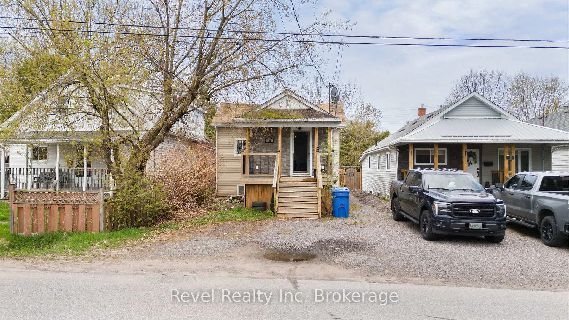 Photo of 155 Duke Street W