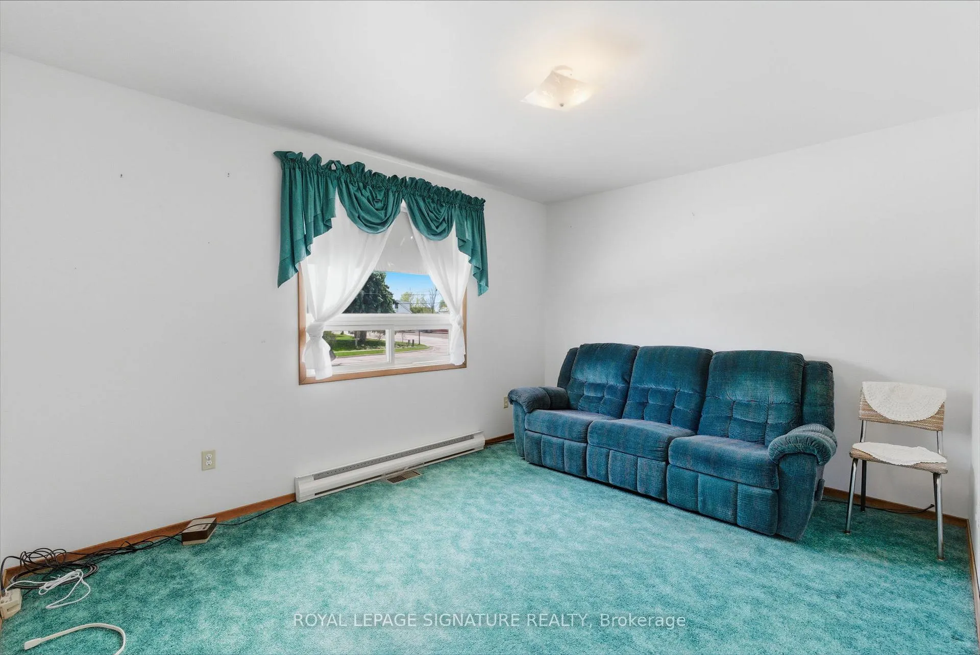 Photo 11 of 5 Pier Street, Scugog, Rural Scugog — HOMEH