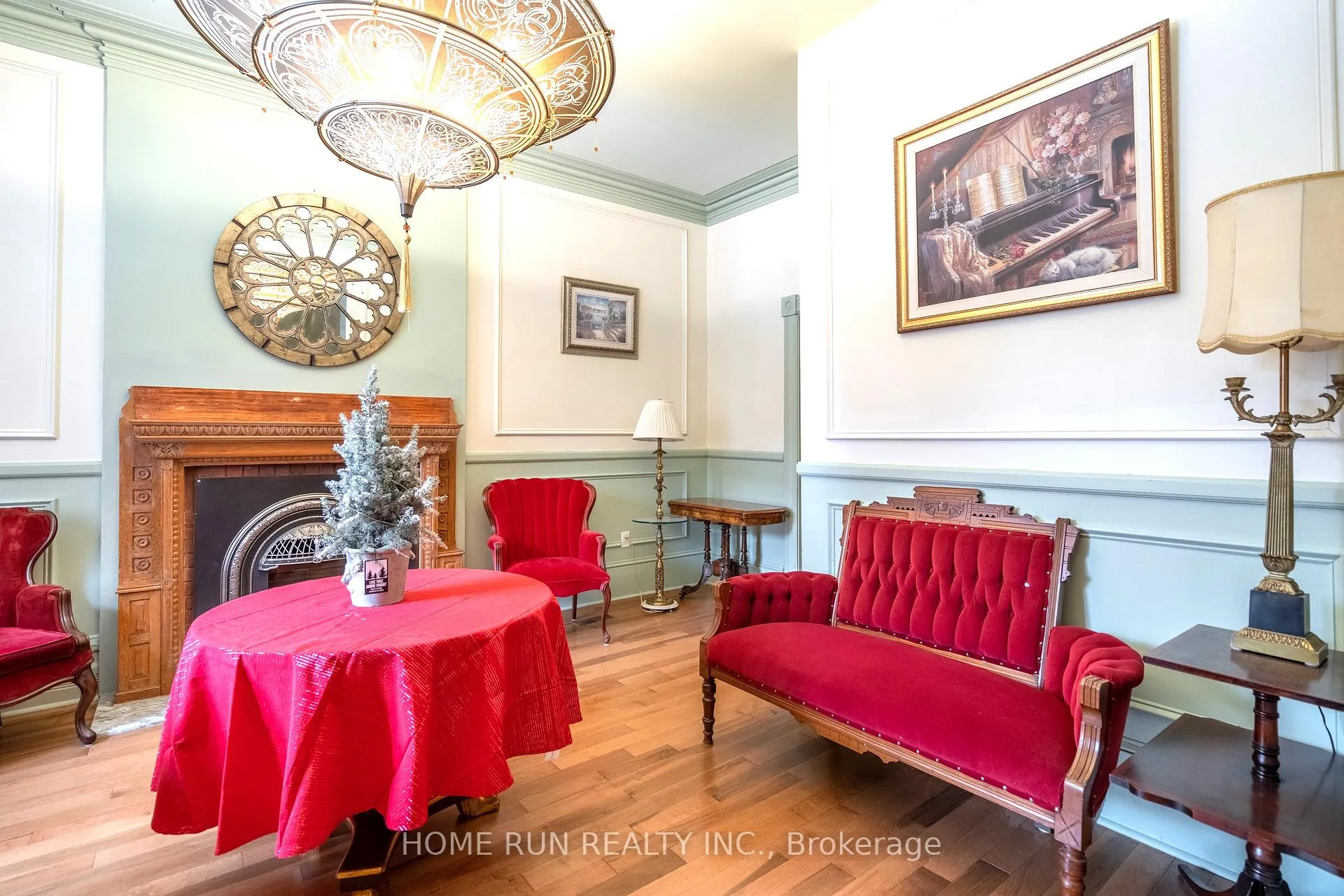 Photo 5 of 431 Gilmour Street, Ottawa, Ottawa Centre — HOMEH