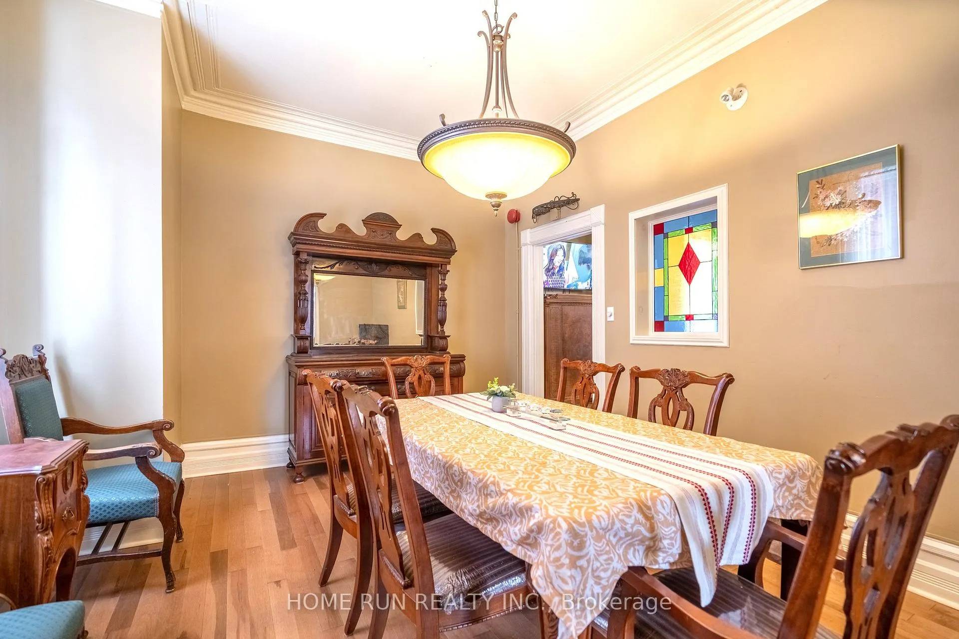 Photo 9 of 431 Gilmour Street, Ottawa, Ottawa Centre — HOMEH