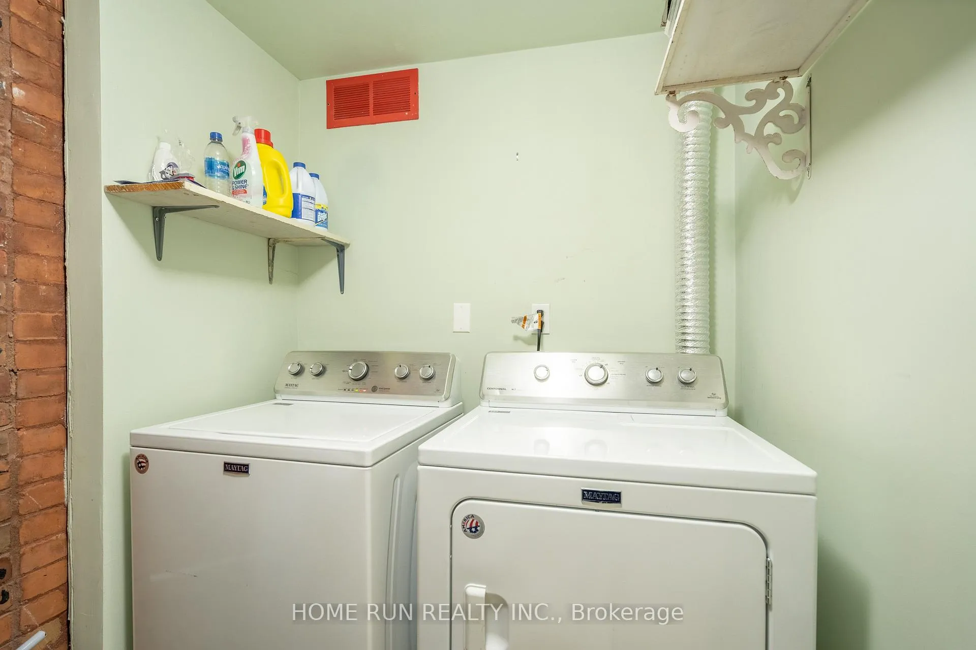 Photo 15 of 431 Gilmour Street, Ottawa, Ottawa Centre — HOMEH