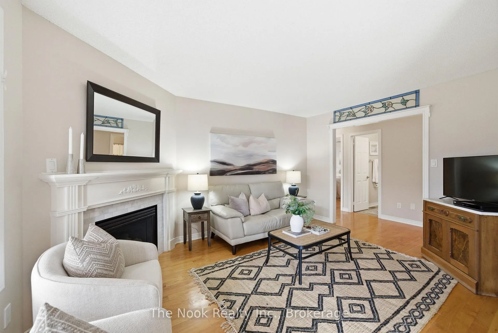 Photo 10 of 876 Sundance Circle, Oshawa, Northglen — HOMEH