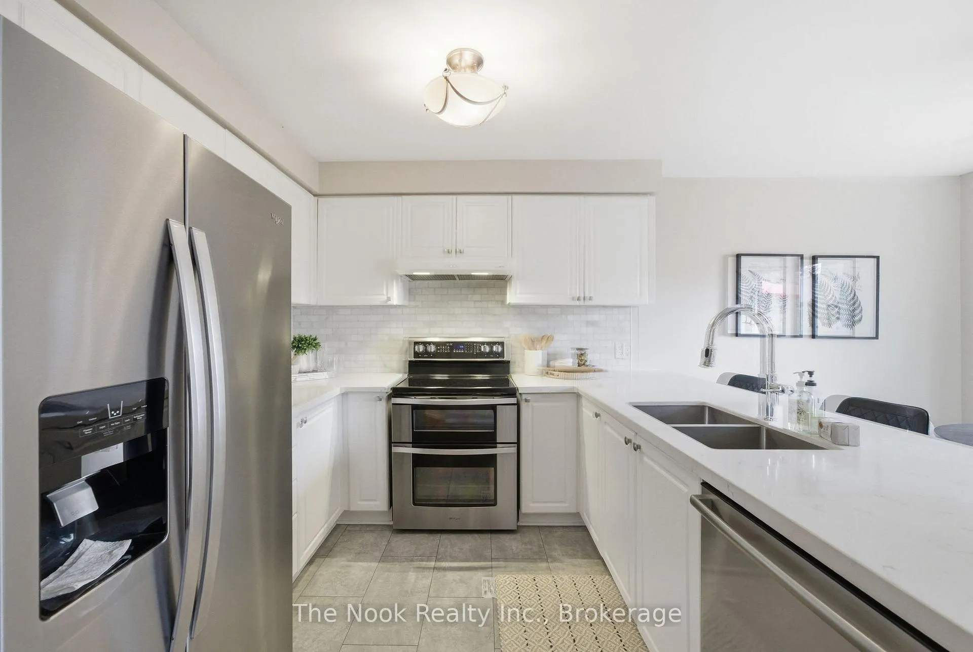 Photo 15 of 876 Sundance Circle, Oshawa, Northglen — HOMEH