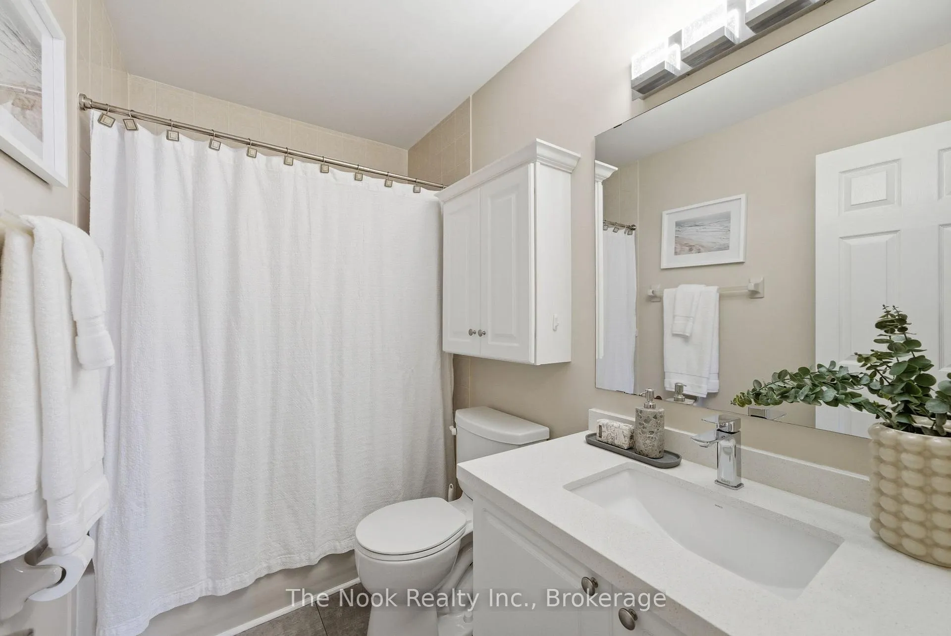Photo 24 of 876 Sundance Circle, Oshawa, Northglen — HOMEH