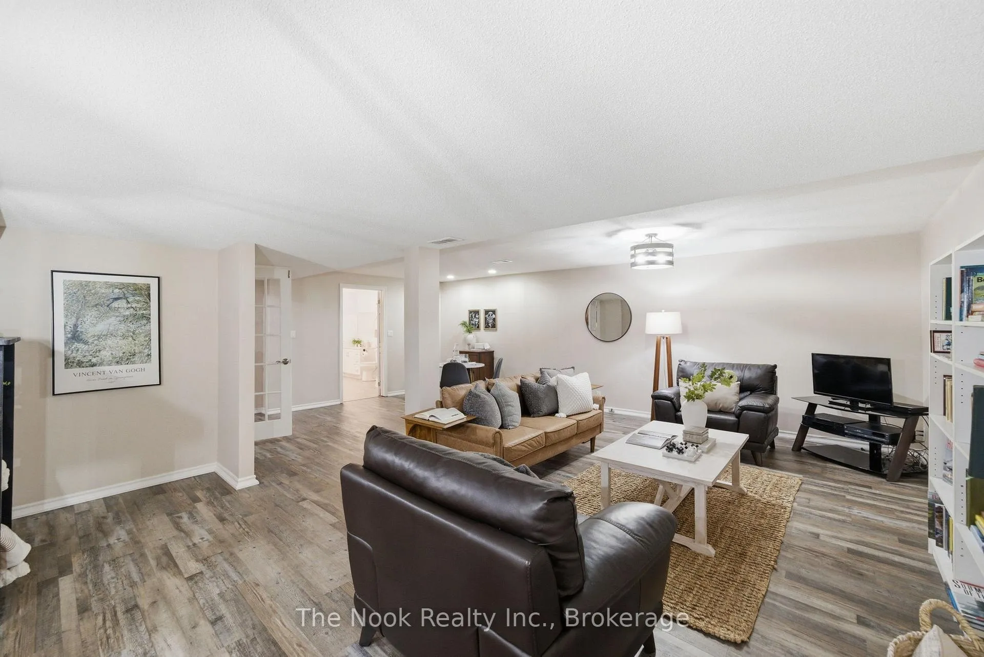 Photo 31 of 876 Sundance Circle, Oshawa, Northglen — HOMEH
