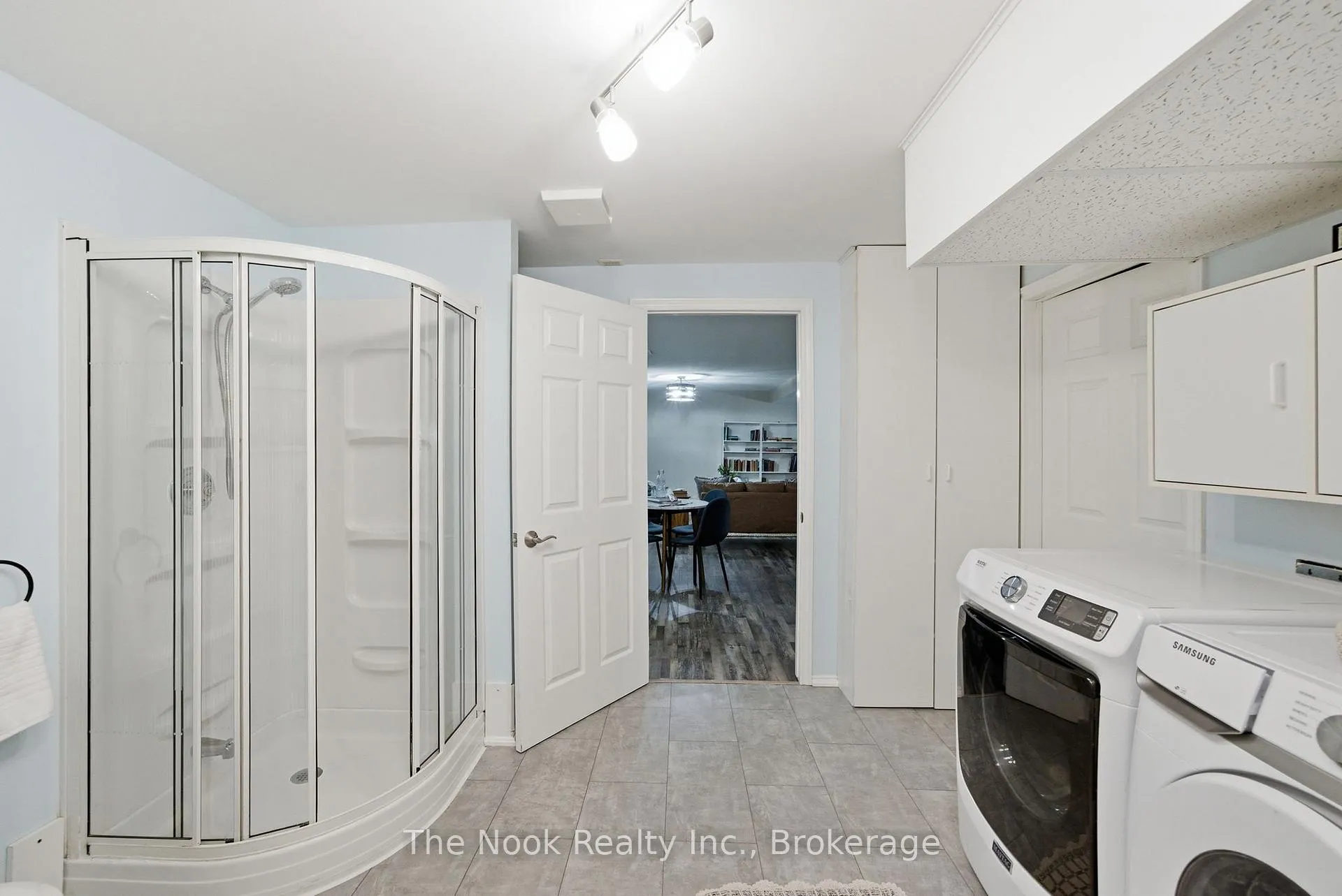 Photo 38 of 876 Sundance Circle, Oshawa, Northglen — HOMEH