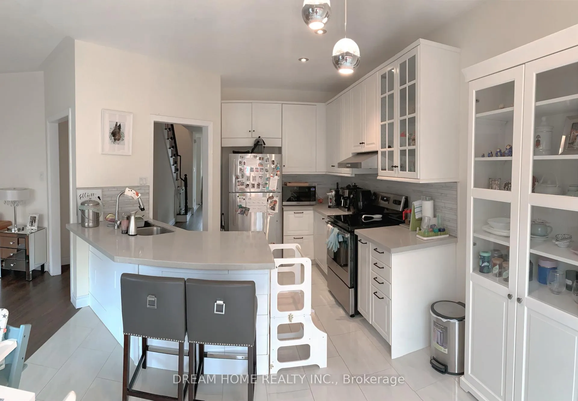 Photo 1 of 92 Sanderson Road, Markham, Cachet — HOMEH
