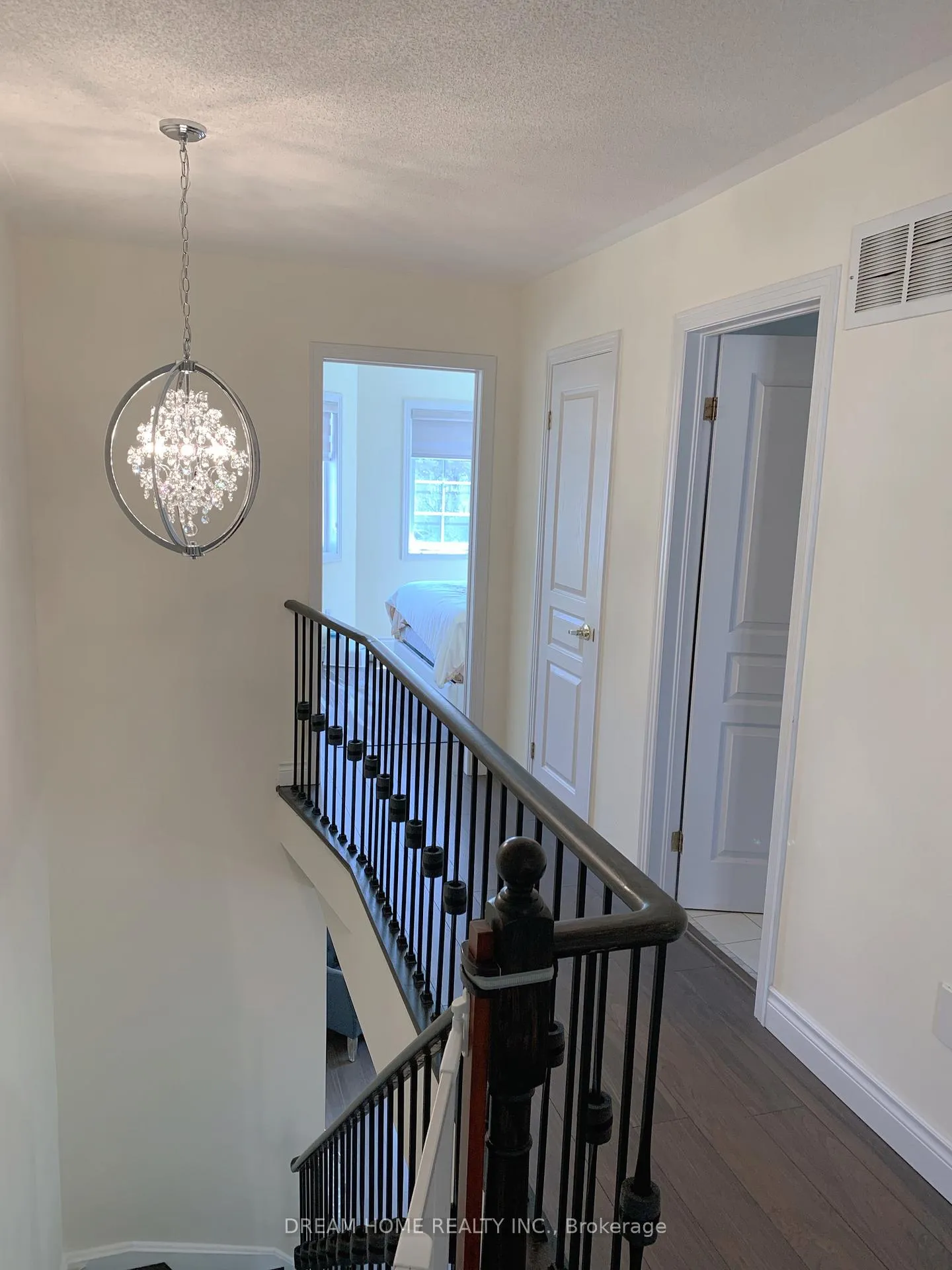 Photo 11 of 92 Sanderson Road, Markham, Cachet — HOMEH