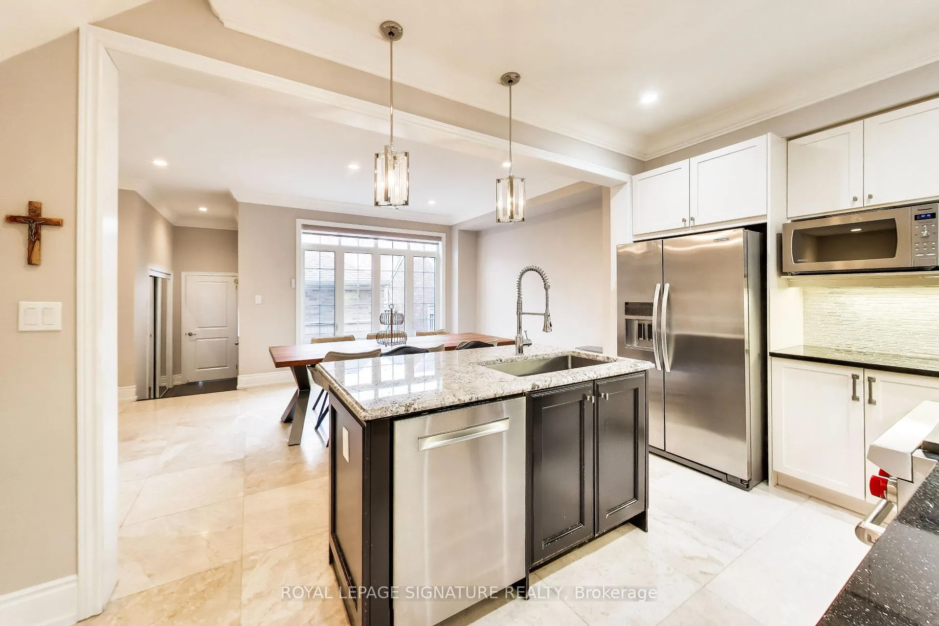 Photo 8 of 259 Barons Street, Vaughan, Kleinburg — HOMEH