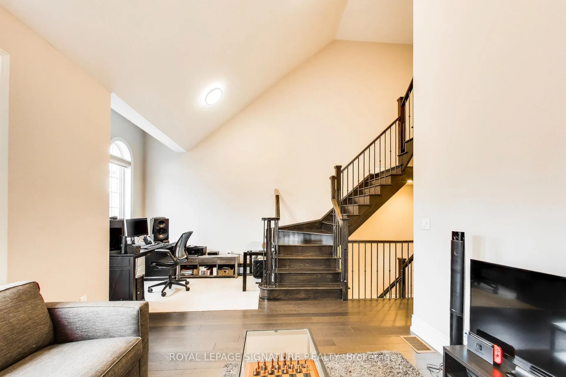 Photo 17 of 259 Barons Street, Vaughan, Kleinburg — HOMEH