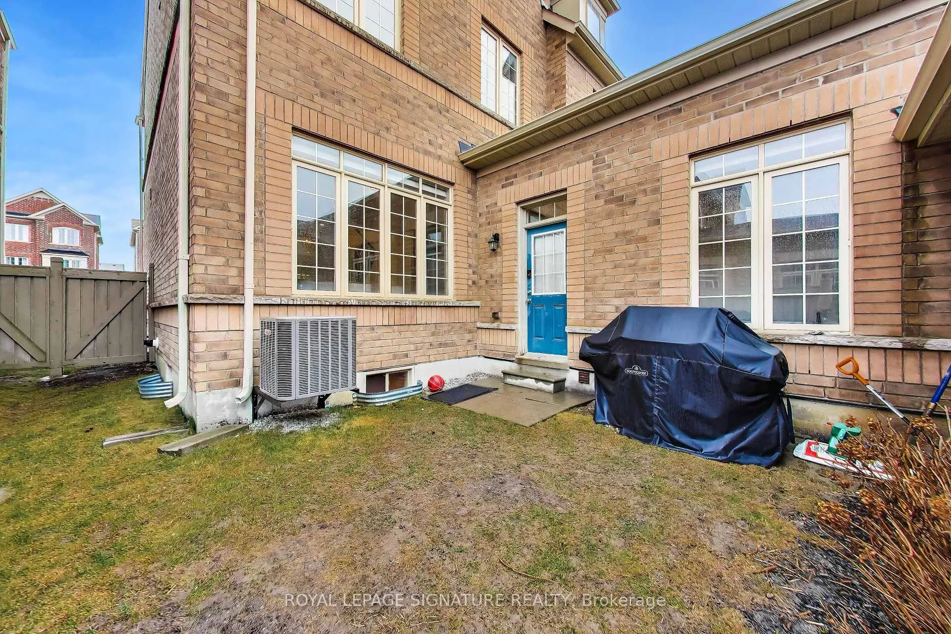 Photo 36 of 259 Barons Street, Vaughan, Kleinburg — HOMEH
