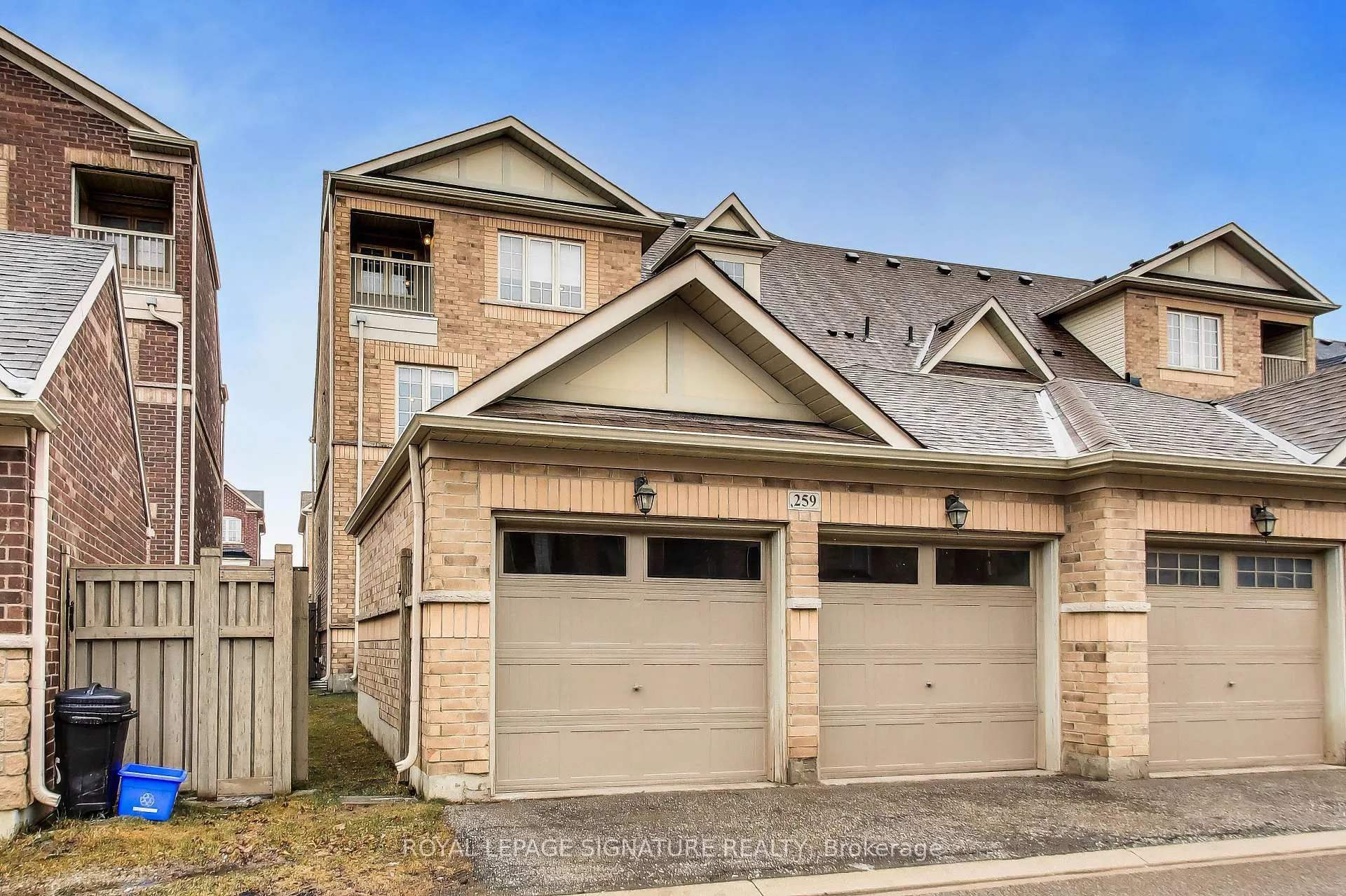Photo 38 of 259 Barons Street, Vaughan, Kleinburg — HOMEH