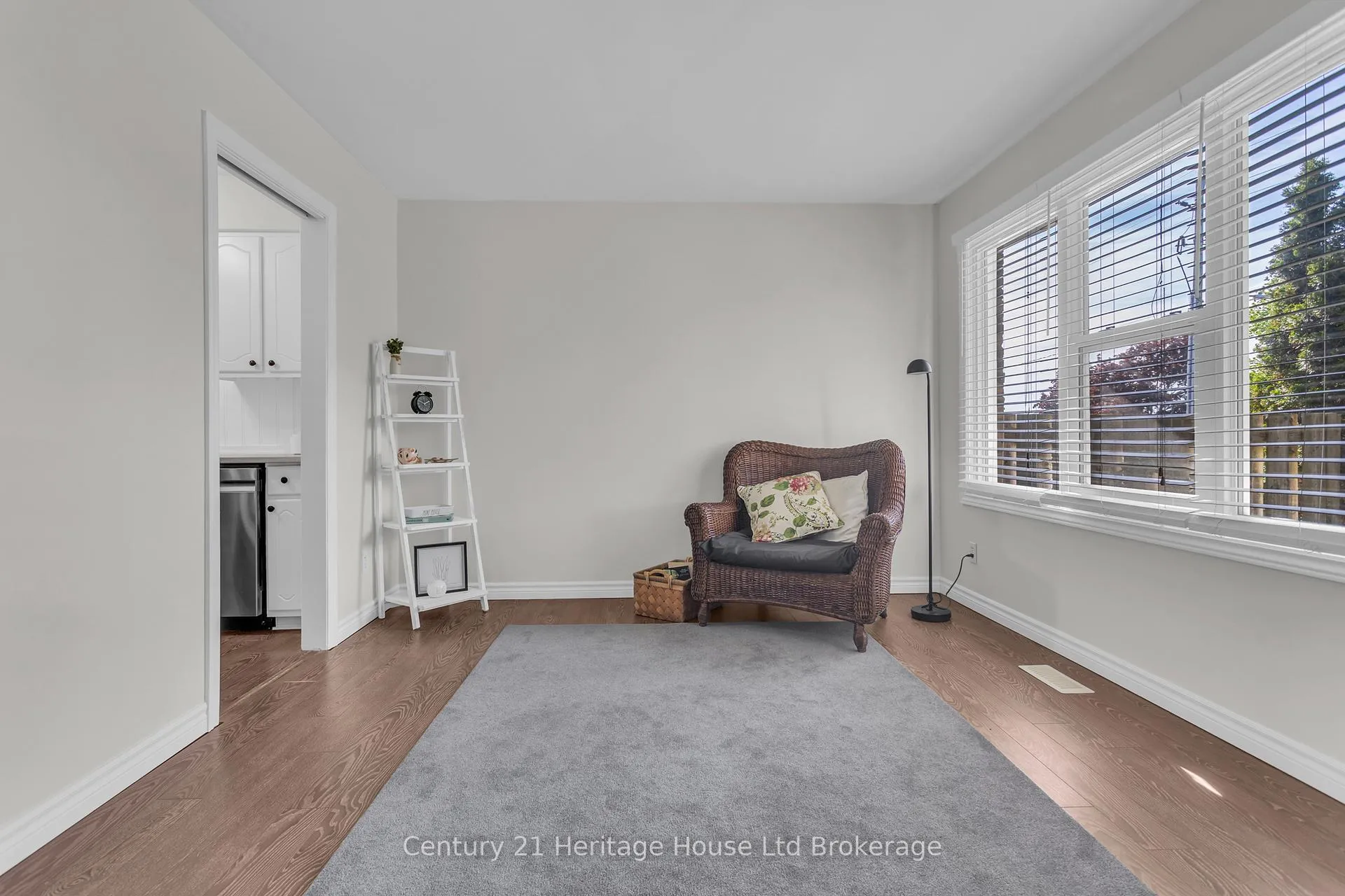 Photo 8 of Unit 1, 144 Concession Street E, Tillsonburg — HOMEH