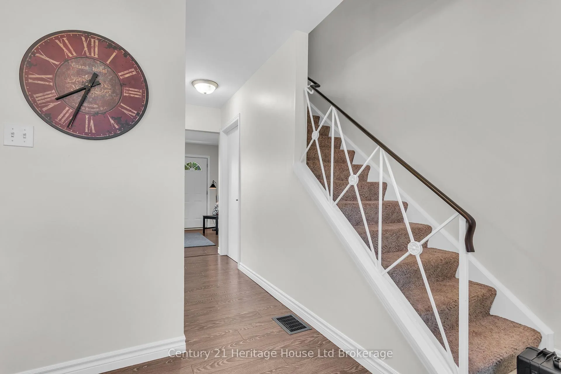 Photo 11 of Unit 1, 144 Concession Street E, Tillsonburg — HOMEH