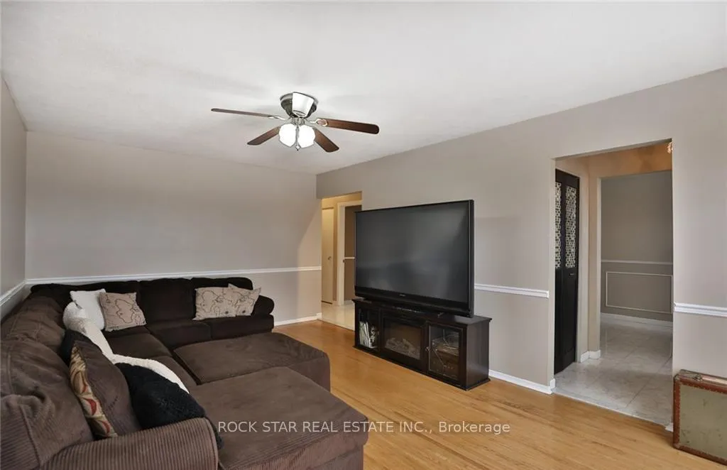 Photo 3 of 442 Greenhill Avenue, Hamilton, Vincent — HOMEH