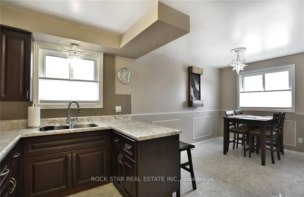 Photo 7 of 442 Greenhill Avenue, Hamilton, Vincent — HOMEH