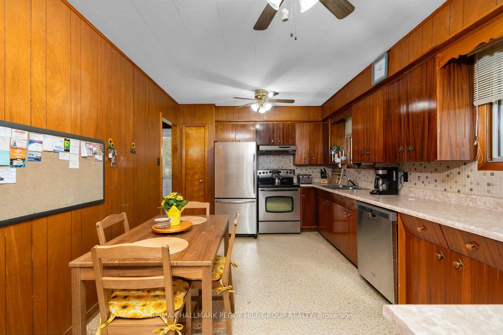 Photo 4 of 5855 Vasey Road, Tay, Rural Tay — HOMEH