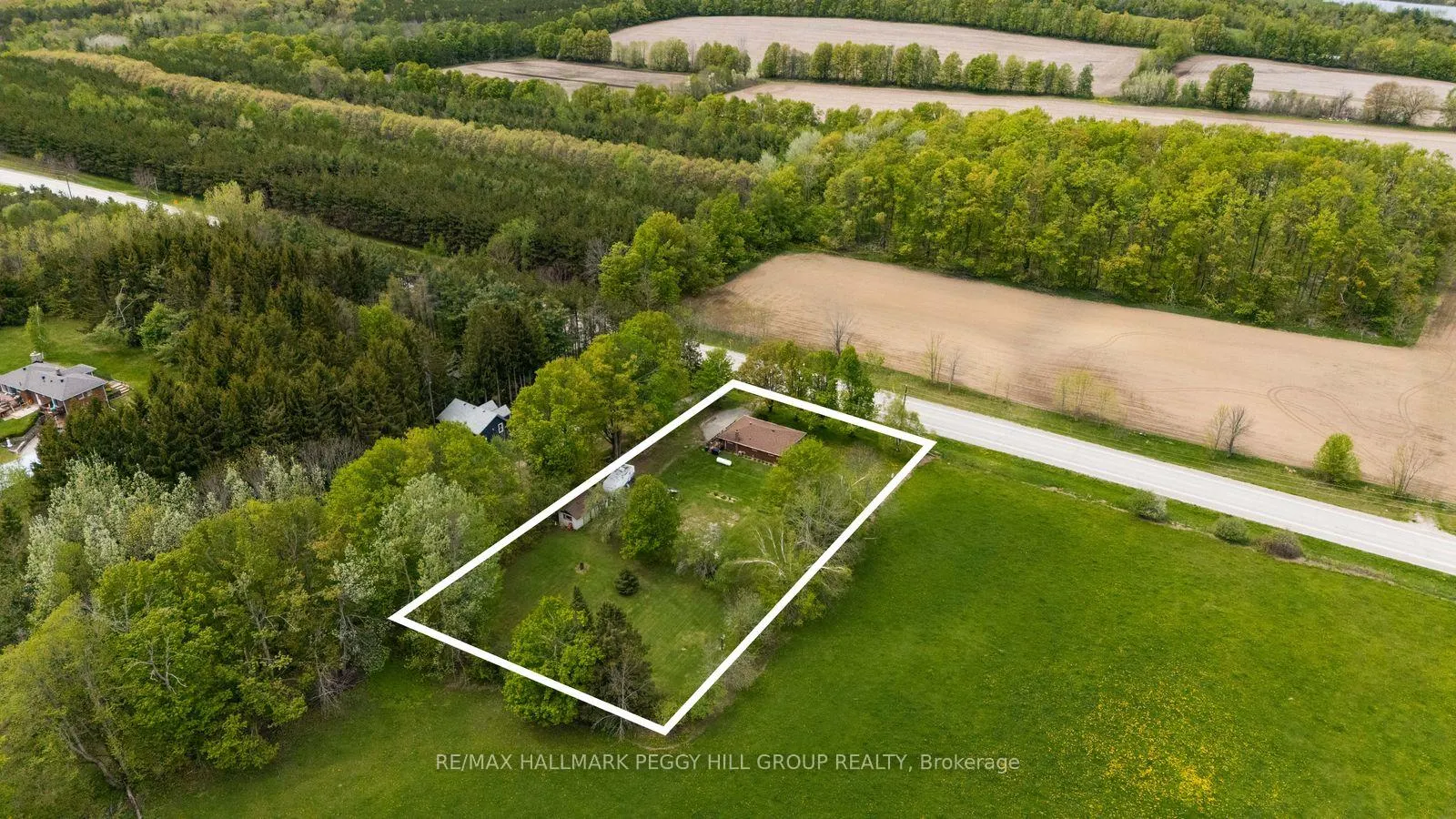 Photo 17 of 5855 Vasey Road, Tay, Rural Tay — HOMEH