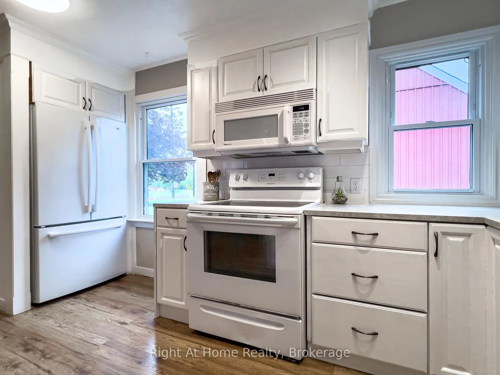 Photo 11 of 169 North Street, Stirling-Rawdon, Stirling Ward — HOMEH