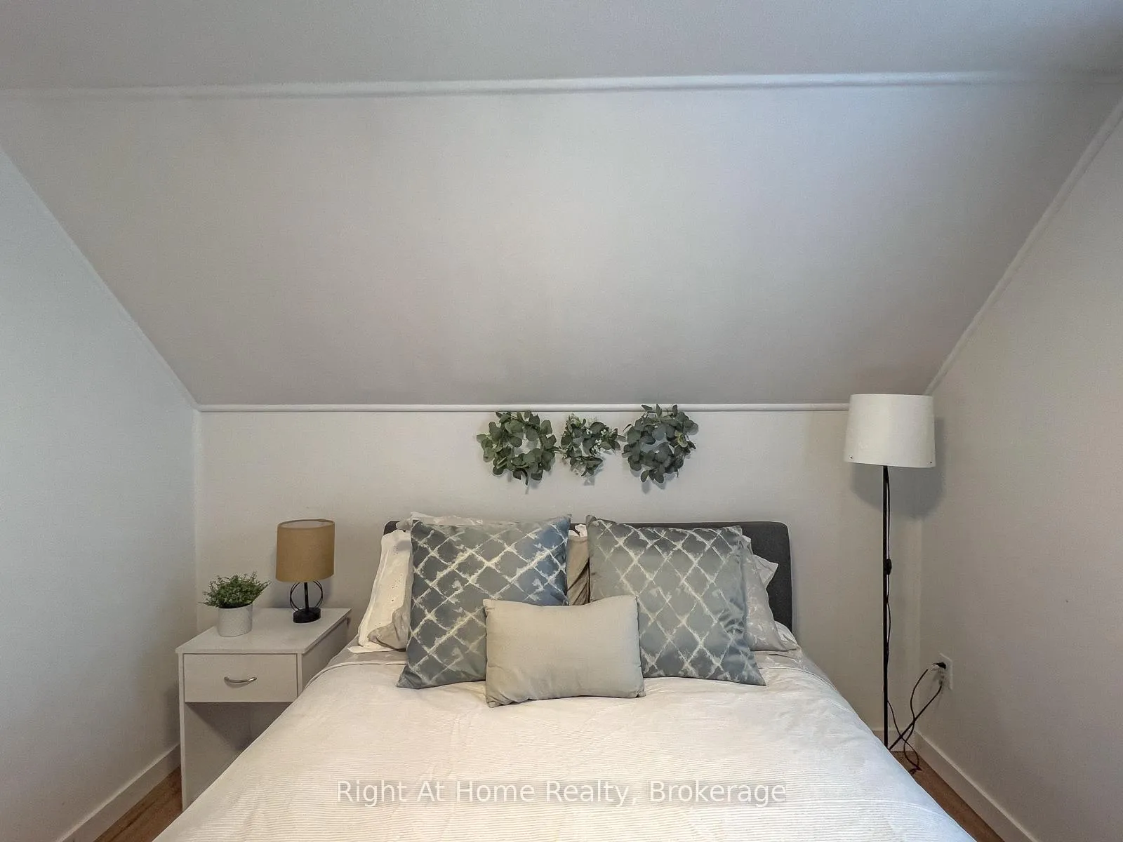 Photo 18 of 169 North Street, Stirling-Rawdon, Stirling Ward — HOMEH