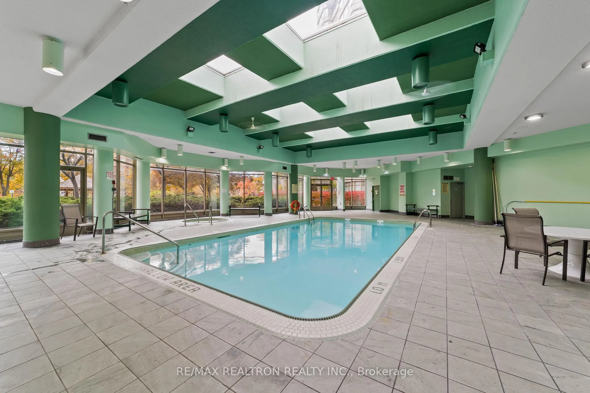 Photo 45 of Unit 210, 11 Townsgate Drive, Vaughan, Crestwood-Springfarm-Yorkhill — HOMEH