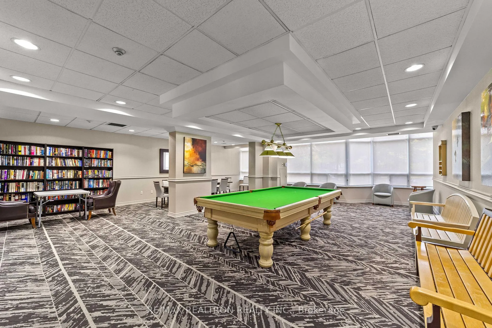 Photo 48 of Unit 210, 11 Townsgate Drive, Vaughan, Crestwood-Springfarm-Yorkhill — HOMEH