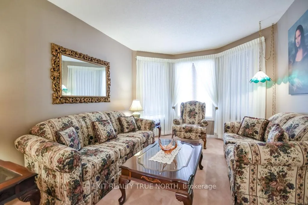 Photo 14 of 53 Etherington Crescent, Barrie, West Bayfield — HOMEH