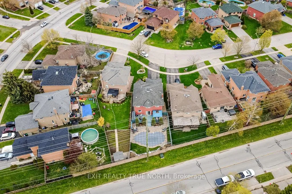 Photo 38 of 53 Etherington Crescent, Barrie, West Bayfield — HOMEH