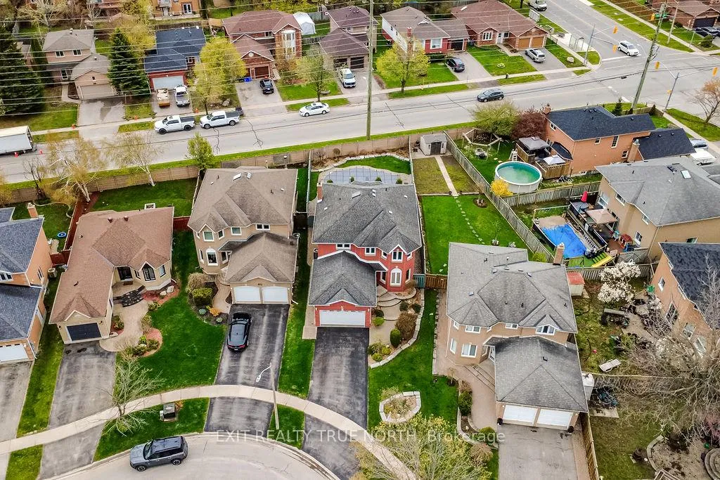 Photo 40 of 53 Etherington Crescent, Barrie, West Bayfield — HOMEH