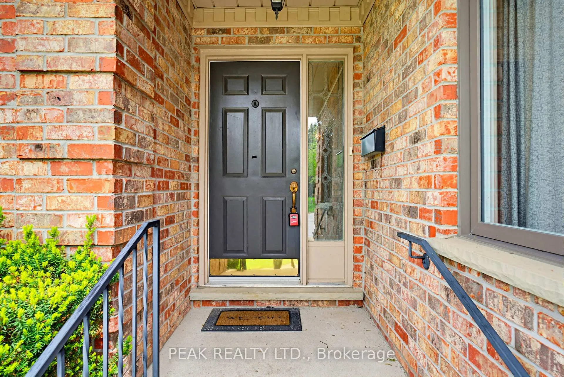 Photo 4 of Unit #26, 30 Doon Drive, London, North G — HOMEH