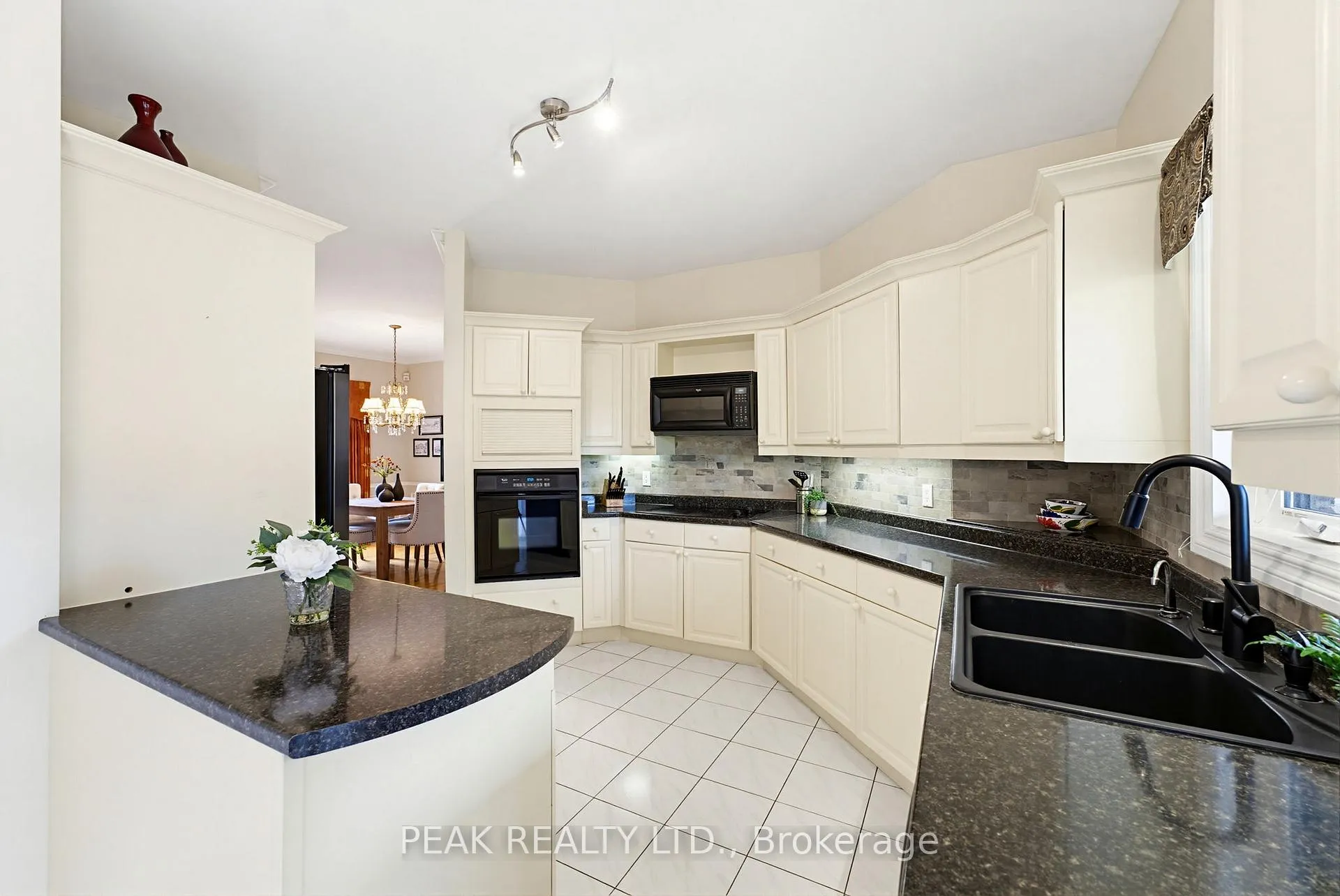 Photo 12 of Unit #26, 30 Doon Drive, London, North G — HOMEH