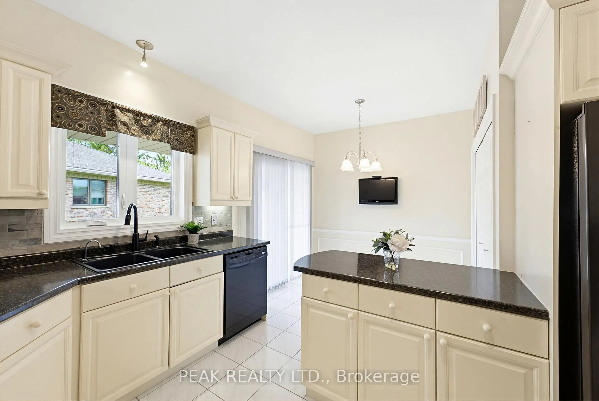 Photo 13 of Unit #26, 30 Doon Drive, London, North G — HOMEH