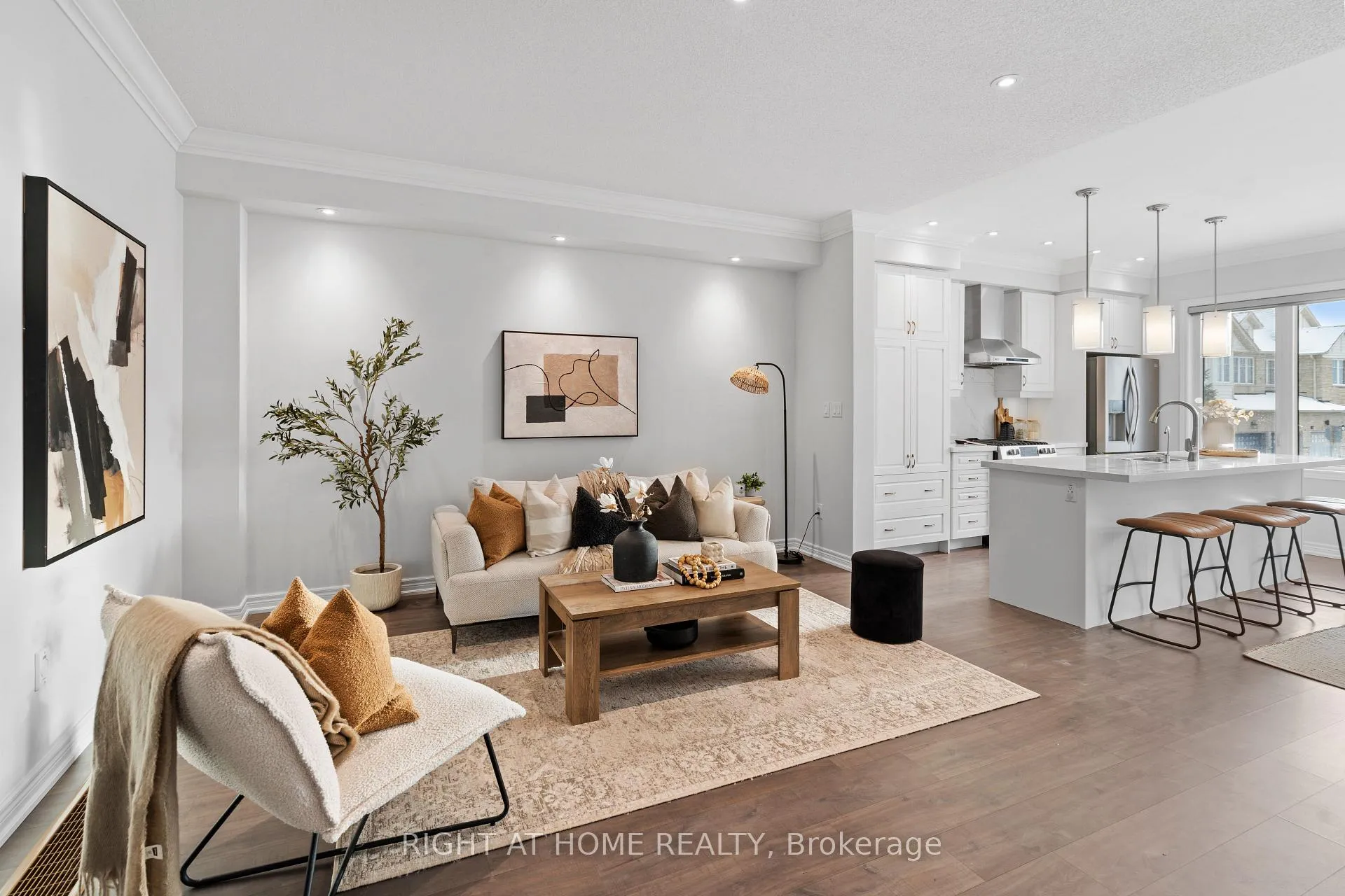 Photo 3 of 16 Doris Pawley Crescent, Caledon, Rural Caledon — HOMEH