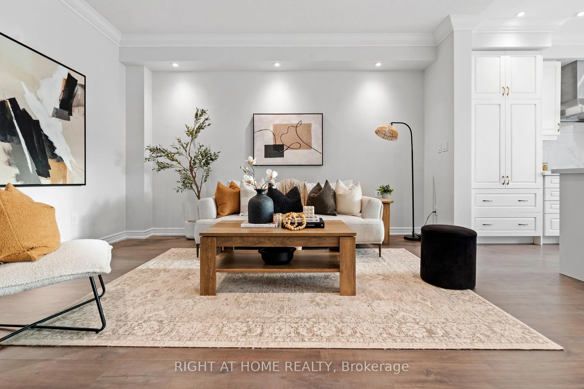 Photo 13 of 16 Doris Pawley Crescent, Caledon, Rural Caledon — HOMEH