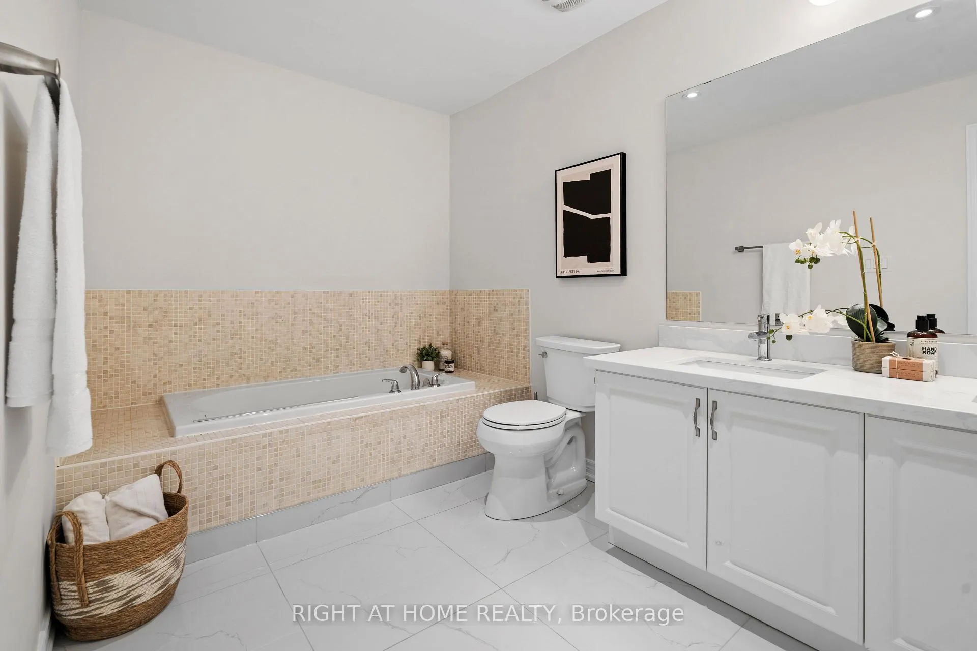 Photo 25 of 16 Doris Pawley Crescent, Caledon, Rural Caledon — HOMEH