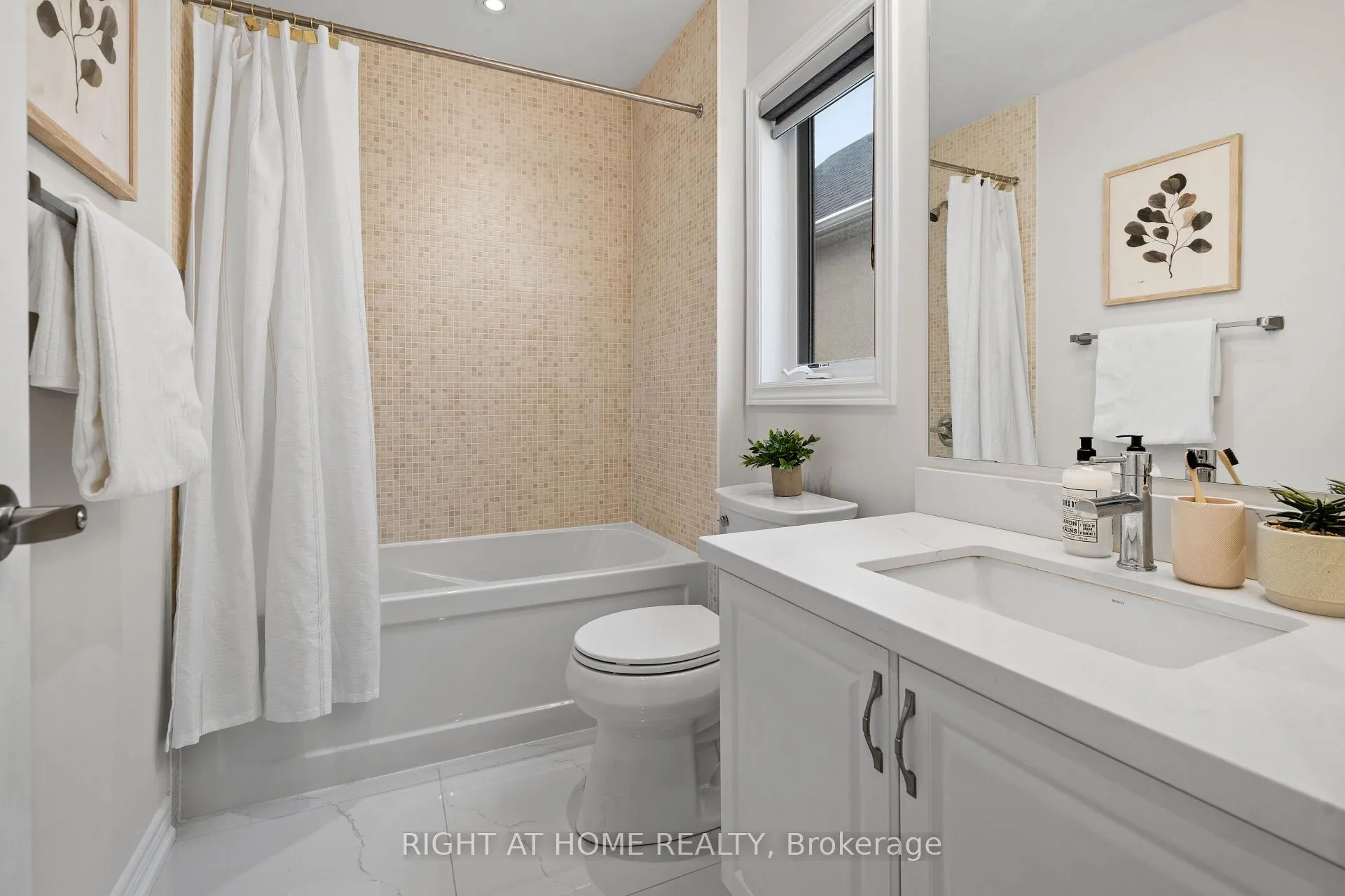 Photo 27 of 16 Doris Pawley Crescent, Caledon, Rural Caledon — HOMEH
