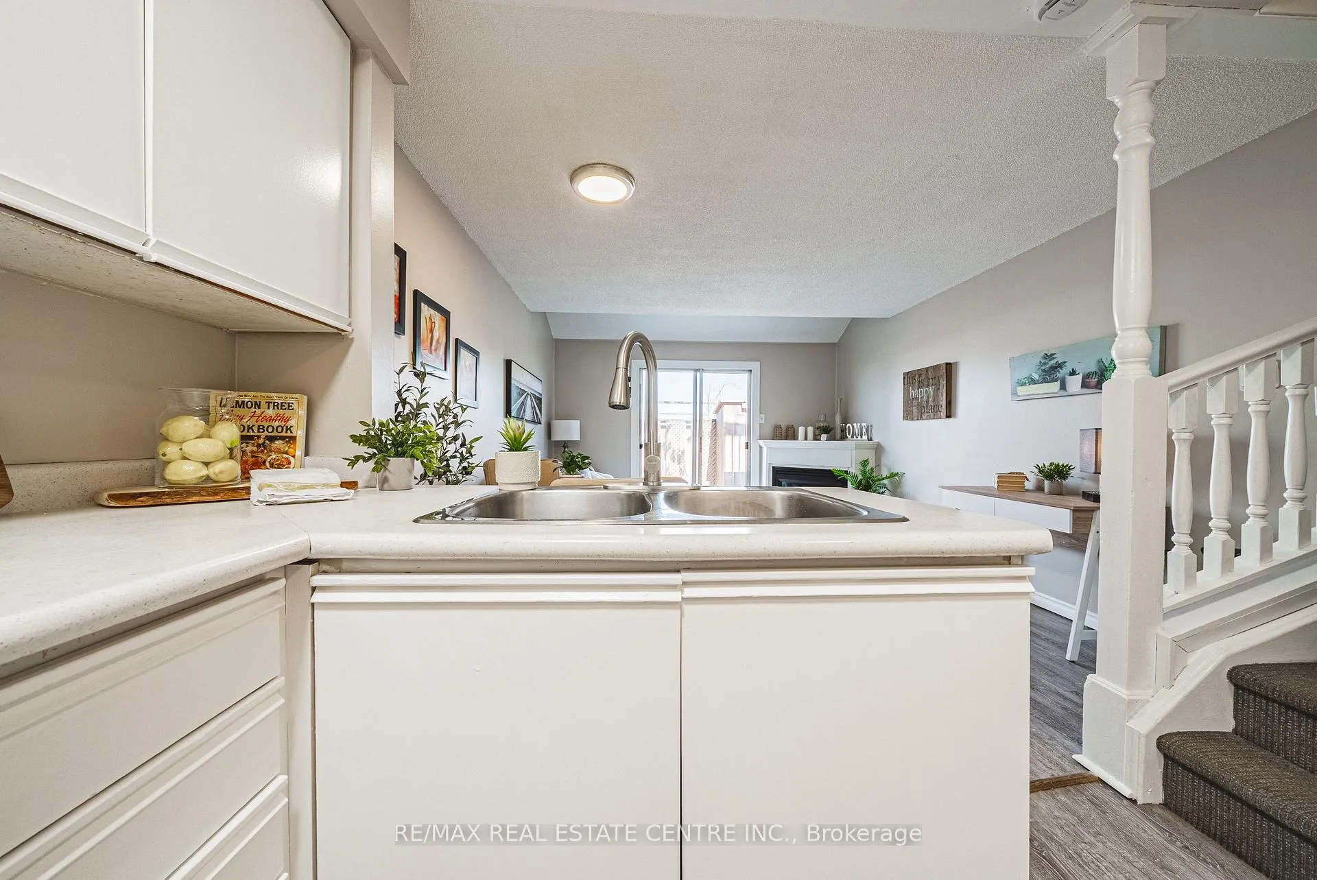 Photo 6 of Unit 46, 67 Valleyview Road, Cambridge — HOMEH