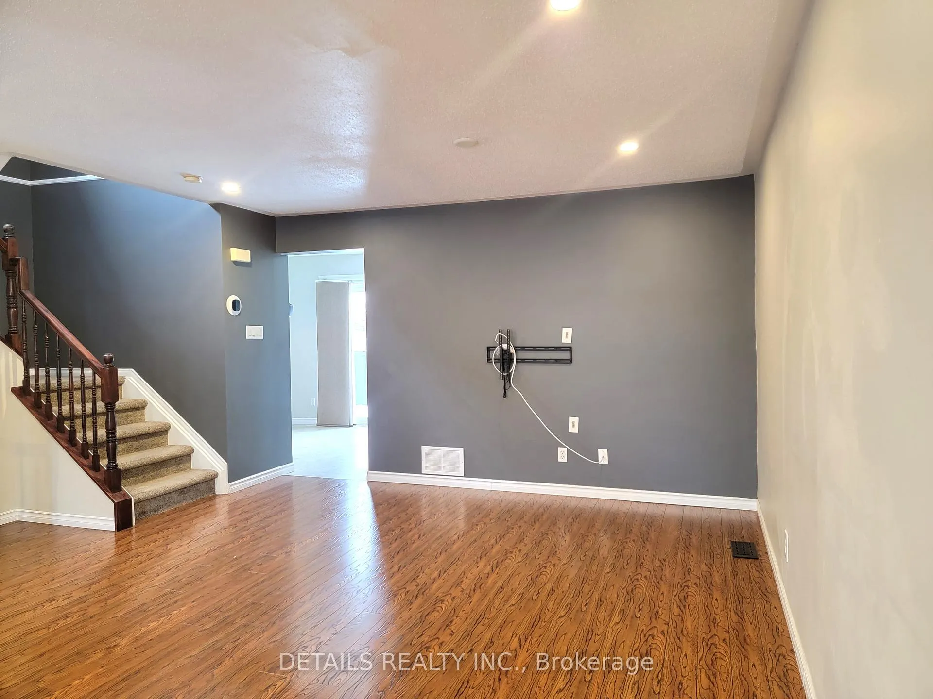 Photo 4 of 171 Windhurst Drive, Ottawa, Barrhaven East — HOMEH