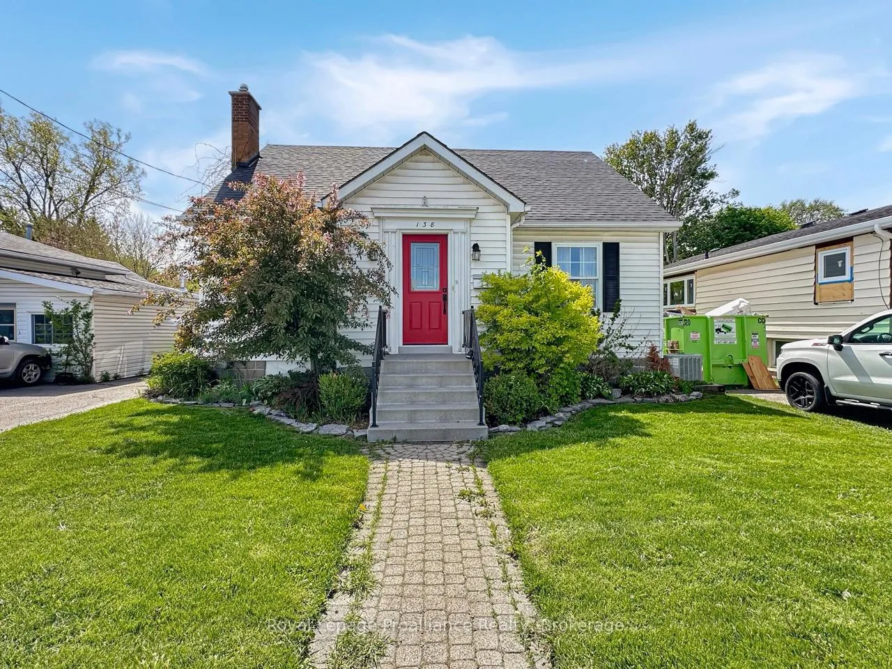 Photo 2 of 138 MacDonald Avenue, Belleville, Belleville Ward — HOMEH