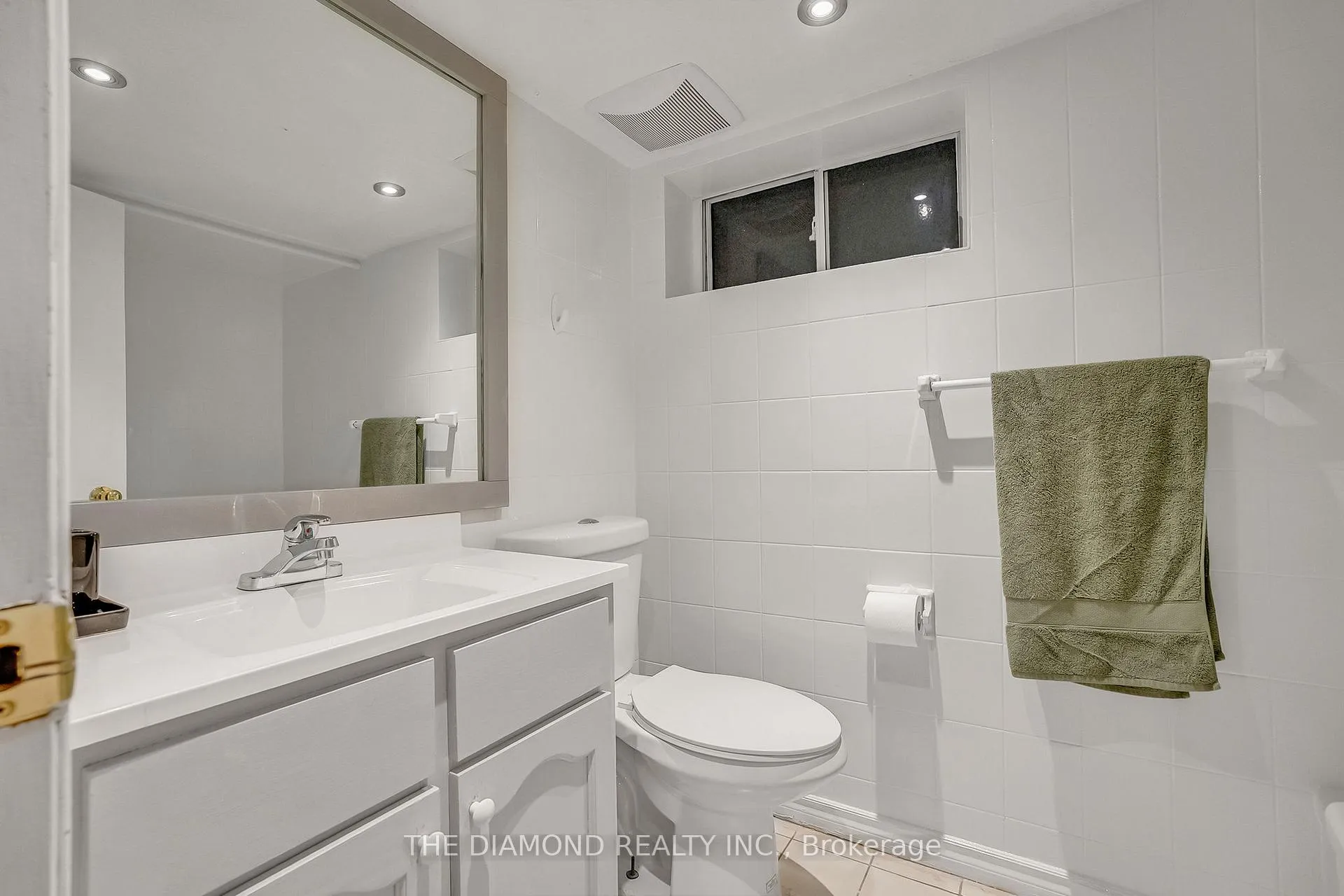 Photo 42 of 129 Earlscourt Avenue, Toronto, Corso Italia-Davenport — HOMEH