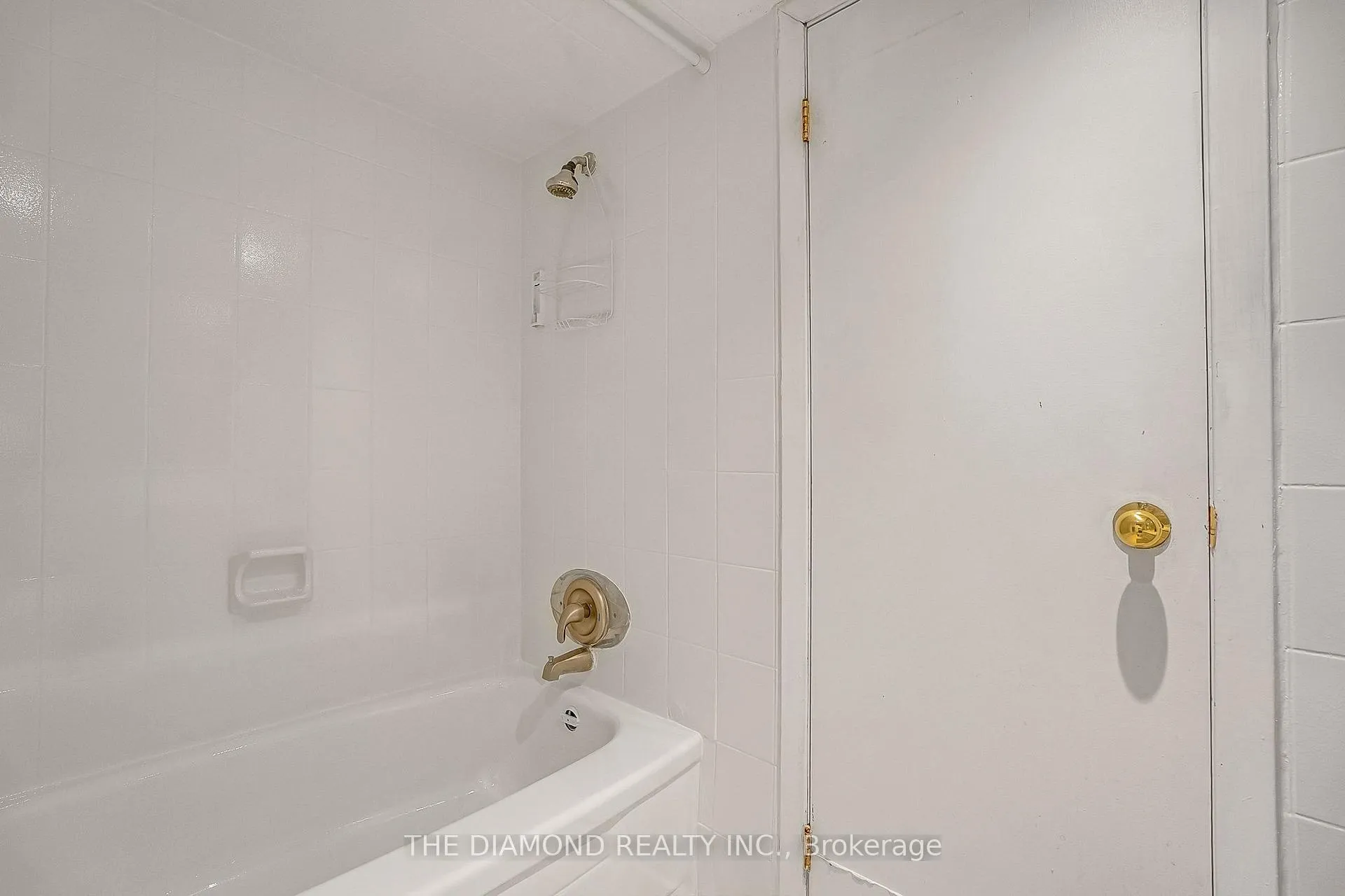 Photo 43 of 129 Earlscourt Avenue, Toronto, Corso Italia-Davenport — HOMEH