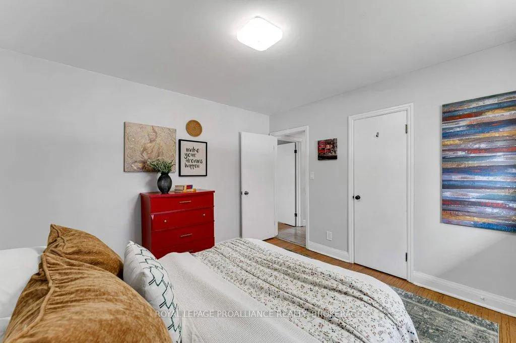 Photo 18 of 168 Avenue Road, Kingston, West of Sir John A. Blvd — HOMEH
