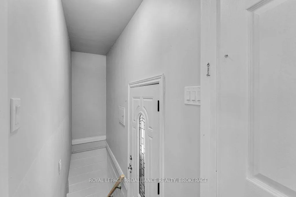 Photo 26 of 168 Avenue Road, Kingston, West of Sir John A. Blvd — HOMEH