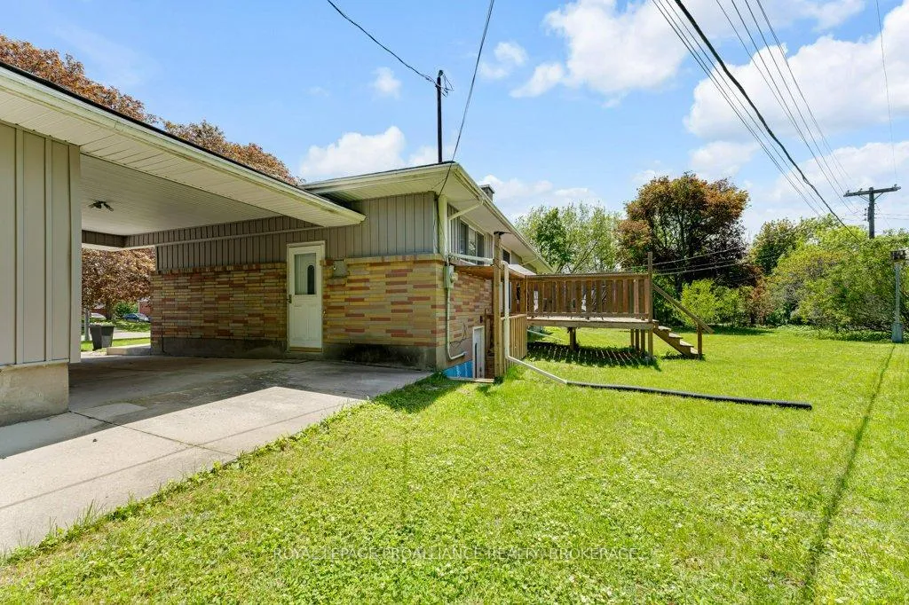 Photo 47 of 168 Avenue Road, Kingston, West of Sir John A. Blvd — HOMEH