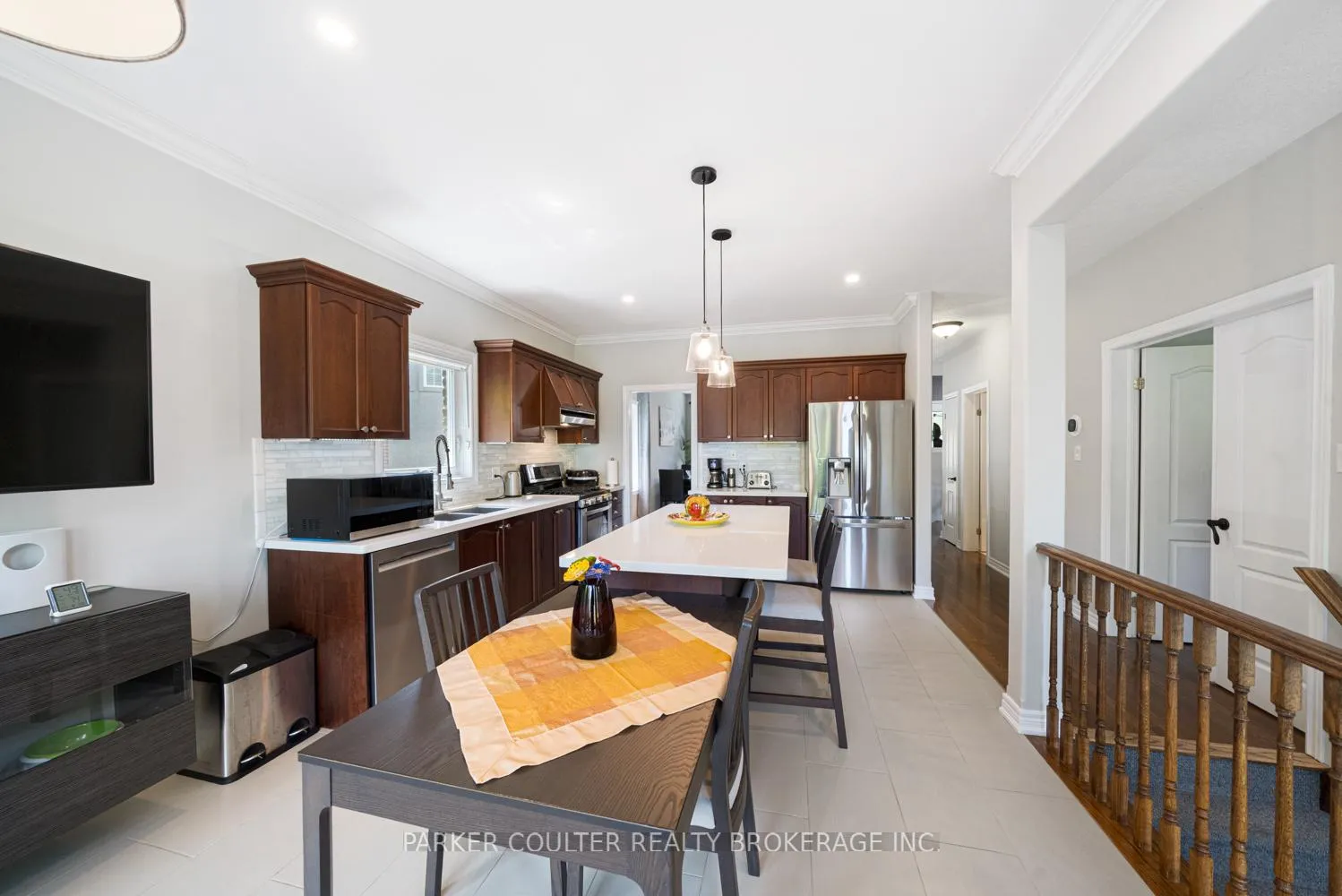 Photo 13 of 53 Cumming Drive, Barrie, Ardagh — HOMEH