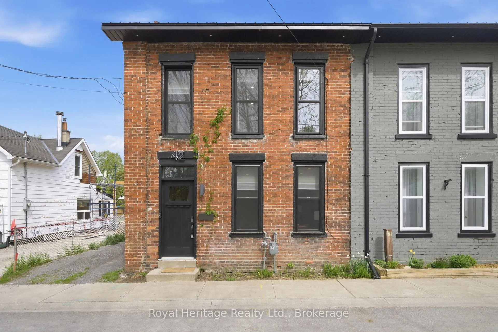 Front of 42 Margaret Street