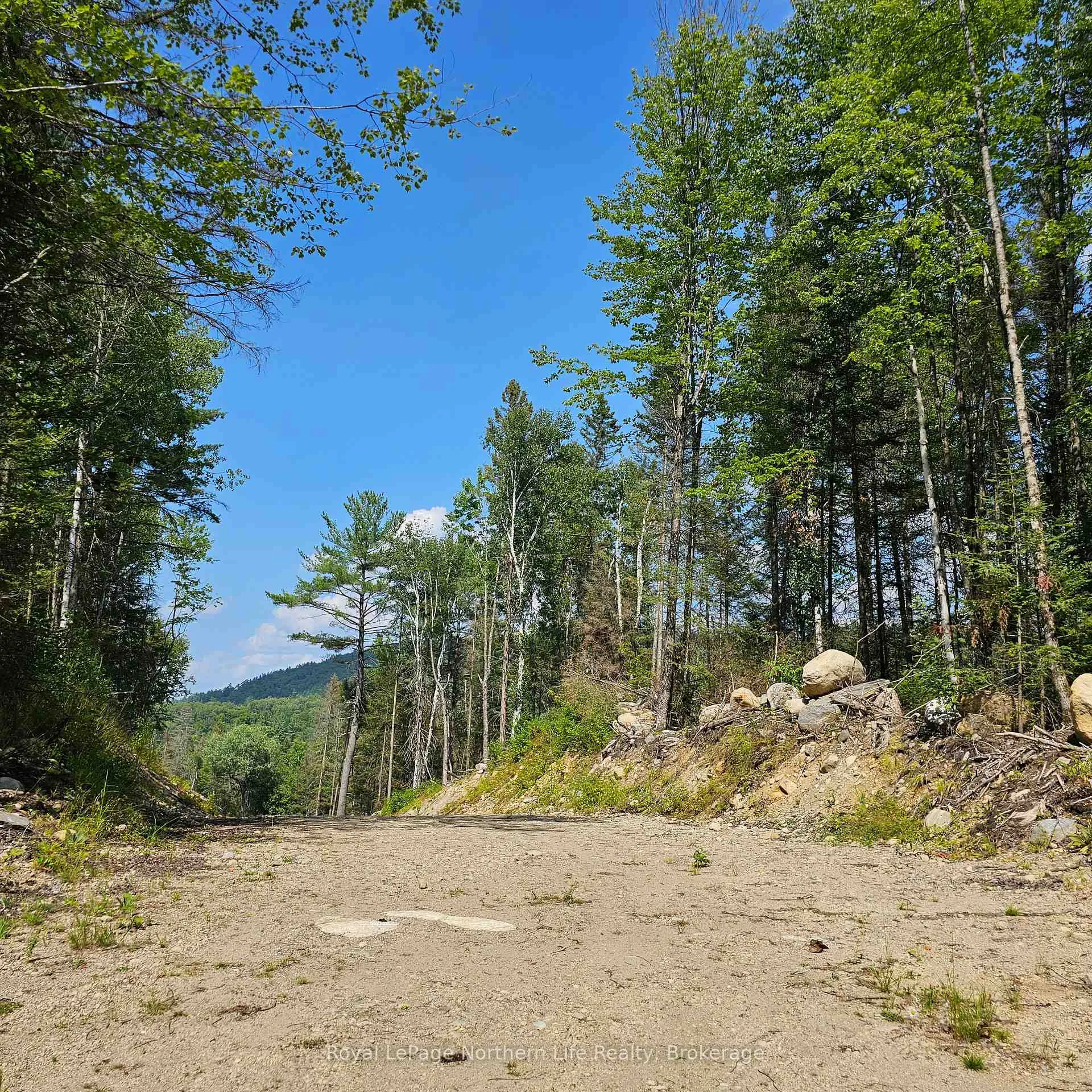 Photo 2 of 1267 Snake Creek Road, Mattawan — HOMEH